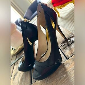 As new BLACK MICHAEL KORS HEELS